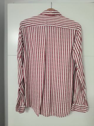 Camisa Rayas Rojas y Blancas