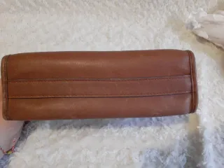 Neceser de cuero Pierre Cardin