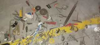 Lote de herramientas variadas