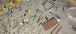 Lote de herramientas variadas