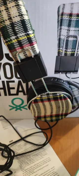 Cuffie Benetton Tartan