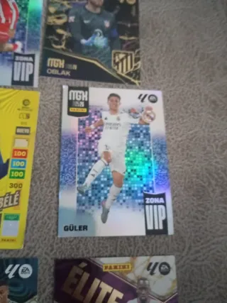 Cartas Fútbol Panini de muchos equipos .