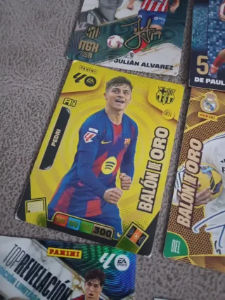 Cartas Fútbol Panini de muchos equipos .
