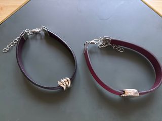 Pulsera de “cuero” con concha marina