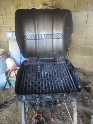 Barbacoa de barril negra