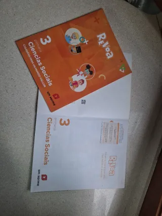 Ciencias Sociais. 3 Primaria. Revoa