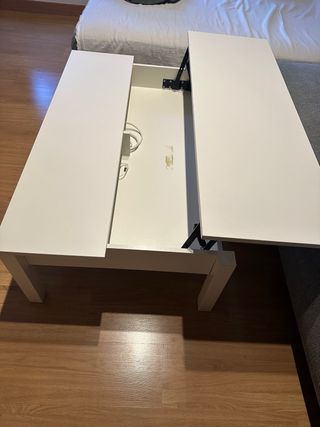 Mesa de centro blanca de madera