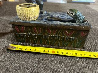 Antigua hucha de hierro