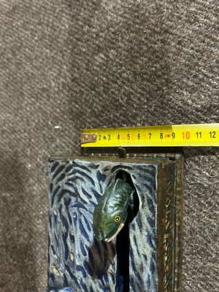 Antigua hucha de hierro