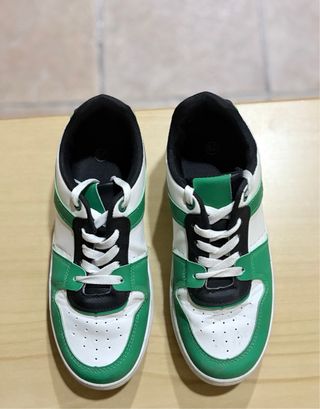 Sneakers sportive verdi e bianche