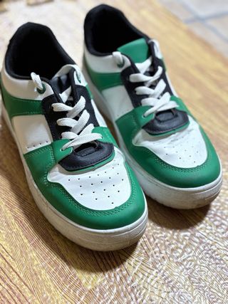 Sneakers sportive verdi e bianche