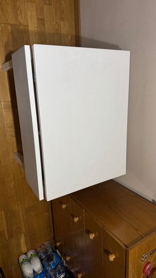 Mesa abatible de madera blanca