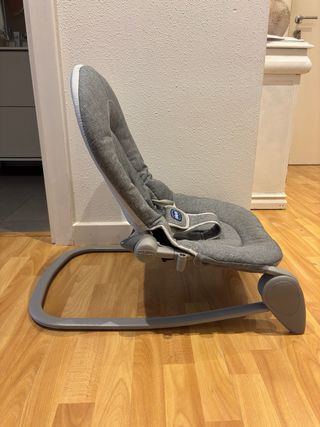 Hamaca bebé Chicco gris