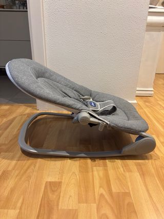 Hamaca bebé Chicco gris