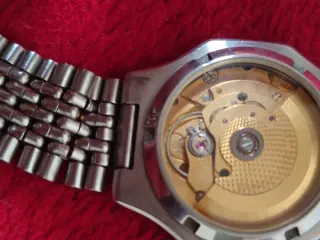 Reloj Alpina Automático Dorado y Plateado