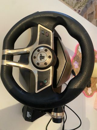 PS4 (PlayStation 4) con accessori