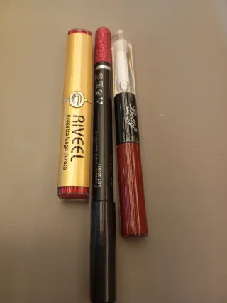 Set 2 Rossetti e 1 Matita Labbra Betty Make Up RIV