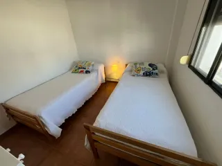 2 Camas Pino 90x200 + 1 Colchón