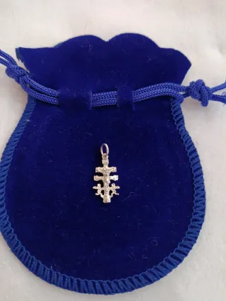 Cruz de Caravaca plata ley pequeña