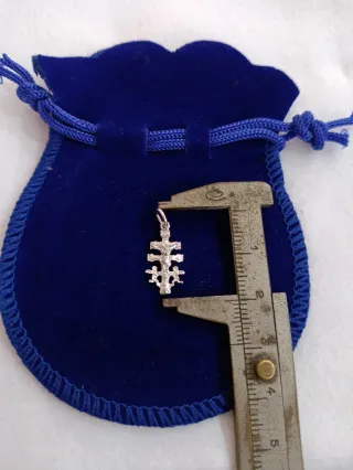 Cruz de Caravaca plata ley pequeña