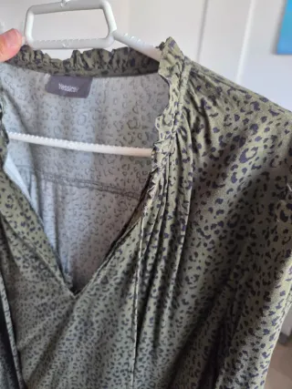 Camisa Yessica verde con estampado