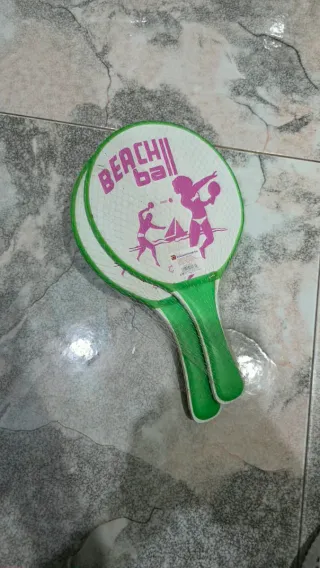 JUEGO DE 2 PALAS Y PELOTAS BELCRO NUEVO
