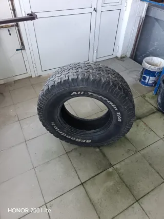 Neumático BF Goodrich KO 275/70/16