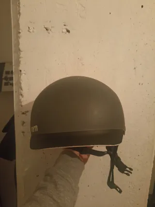 Casco Snowboard Bern Blanco y Negro