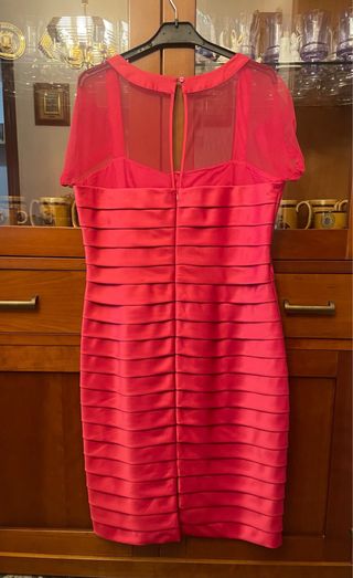 Vestido rosa con volantes