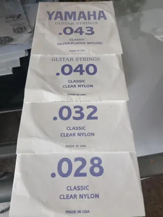 Cuerdas Guitarra Yamaha Clásica .043 .040 .032 .02