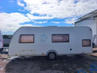 Caravana Burstner Flipper 550 KT 3 ambientes