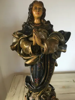 Virgen de Estuco y Yeso
