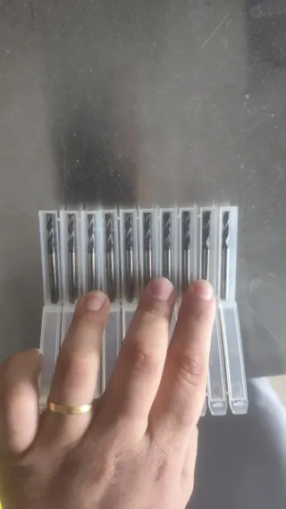 Lote de Fresas de Cobalto