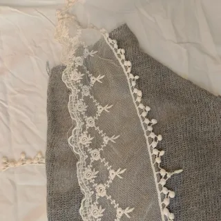 Bufanda Basile Gris y Blanca