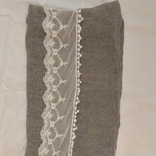 Bufanda Basile Gris y Blanca