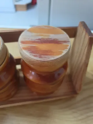 Especiero de cerámica con 4 botes