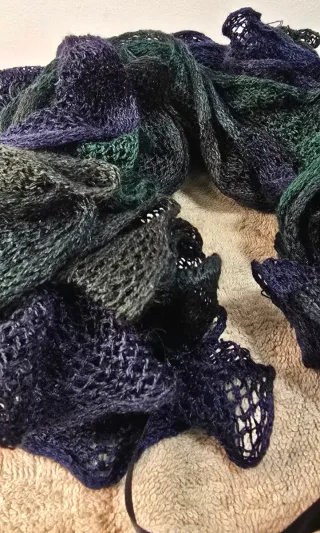 Sciarpa collo blu verde viola