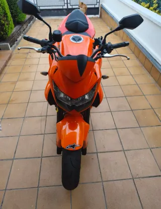 Kawasaki Z750 Naranja 2008