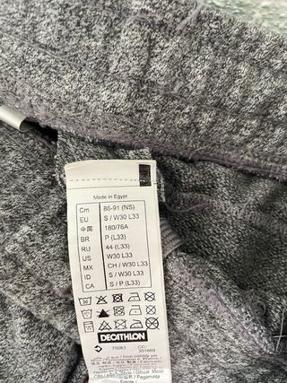 Pantalón de chándal gris con cremalleras
