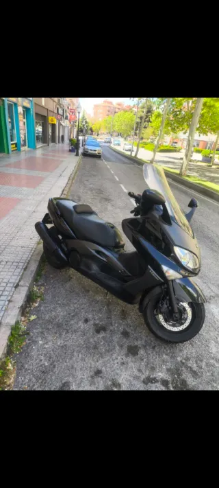 Yamaha TMAX 500 XP500 Maxi Scooter