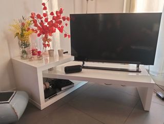 Mobile TV in legno laccato bianco