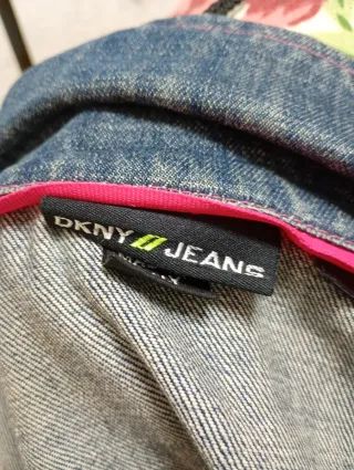 Chaqueta Vaquera DKNY .