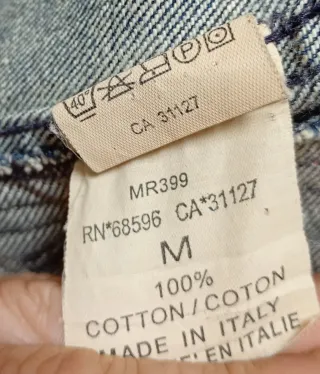 Chaqueta Vaquera DKNY .