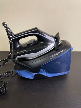 Centro de Planchado Rowenta Turbosteam VR8322