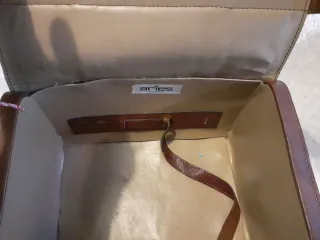 Maleta de cuero Aries