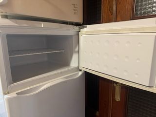 Nevera blanca Indesit