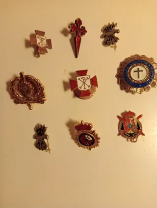 Lote de 9 insignias coleccionables