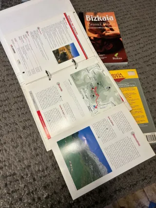 Lote de libros de rutas por Bizkaia.
