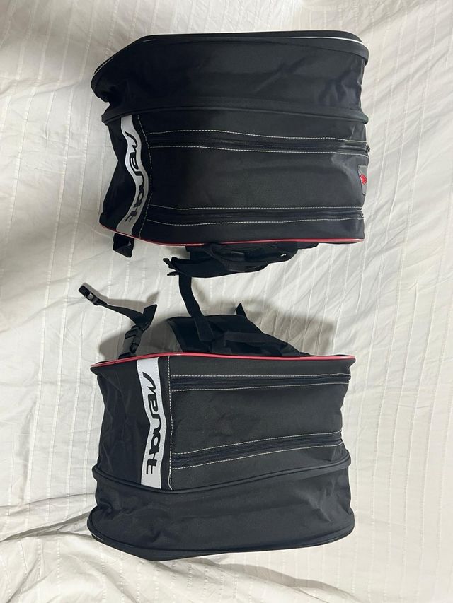 Alforjas semirrígidas Menat nuevas