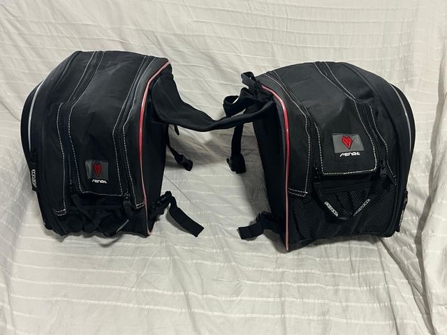 Alforjas semirrígidas Menat nuevas